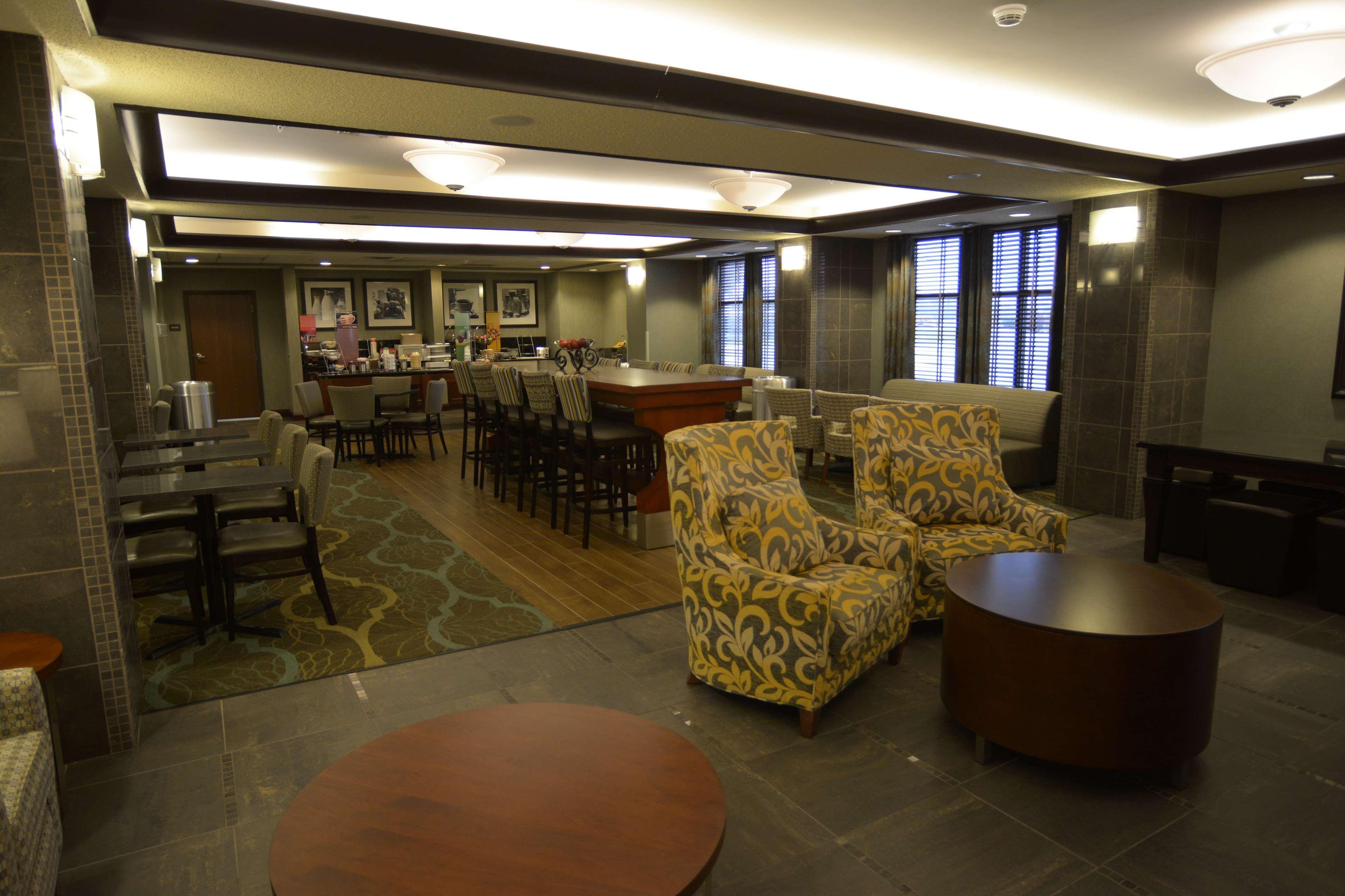 Hampton Inn Warsaw Extérieur photo