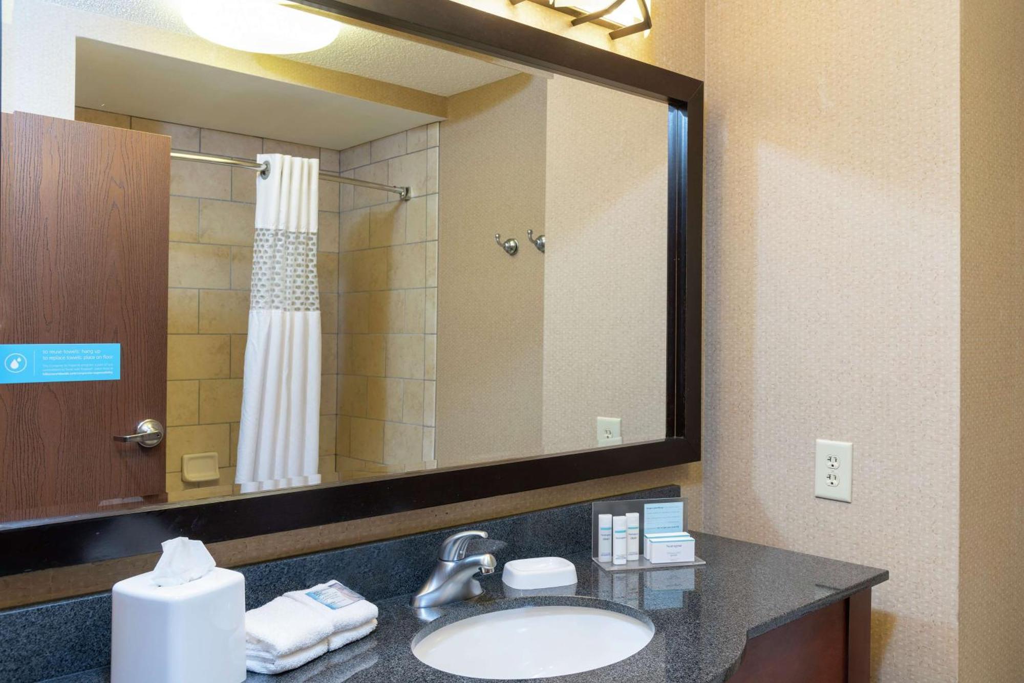 Hampton Inn Warsaw Extérieur photo