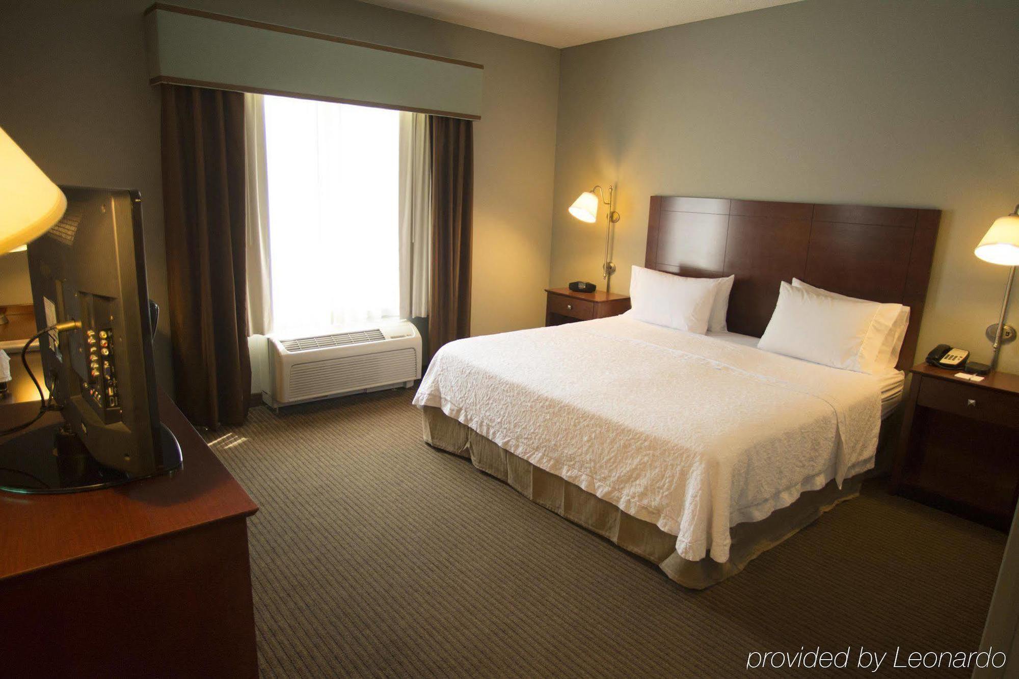 Hampton Inn Warsaw Extérieur photo
