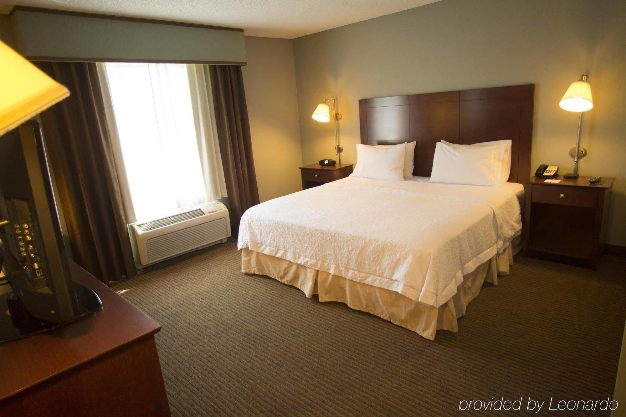 Hampton Inn Warsaw Extérieur photo